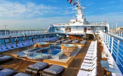 Oceania cruise pool